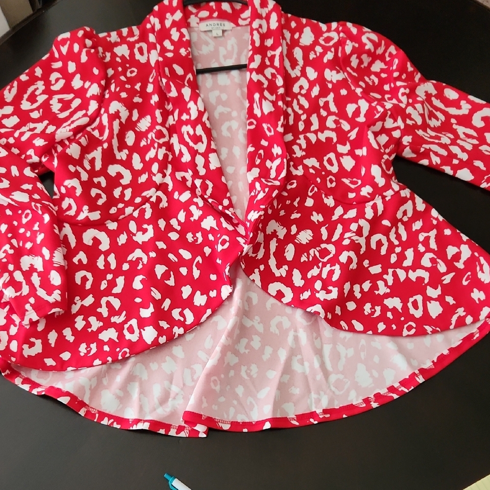 ANDREE BY UNIT Red and White Abstract Blazer. Never Worn